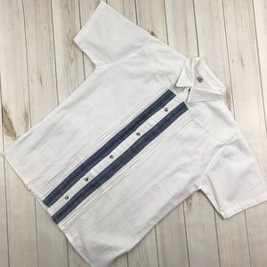 White short sleeve guayabera with blue embroidery